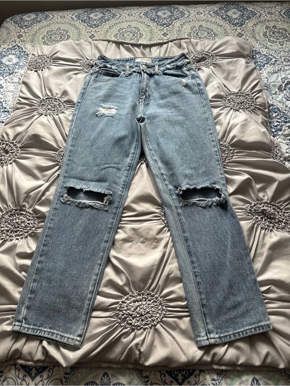 PacSun Light Blue Denim Mom Jeans